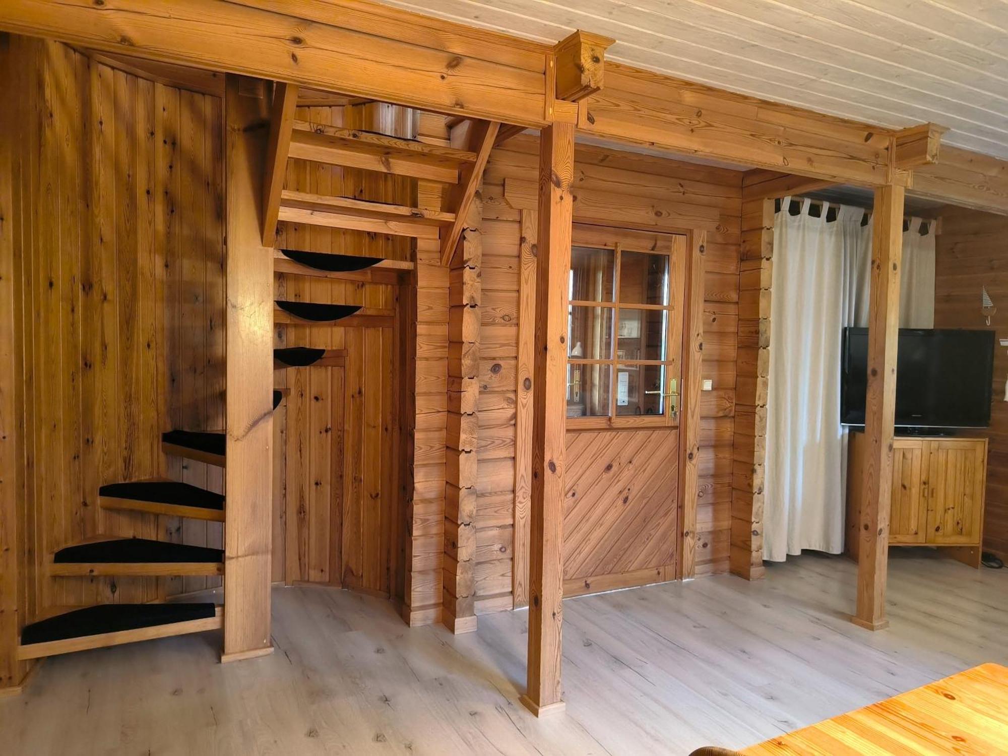 Ulmenhof Melfsen - Gemuetliches Ferienhaus Auf Dem Bauernhof 웨베르시 외부 사진